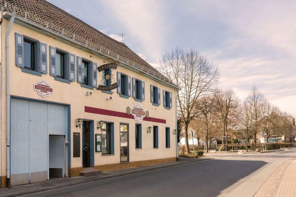 Pension Goldene Mitte Gross-Zimmern Luaran gambar